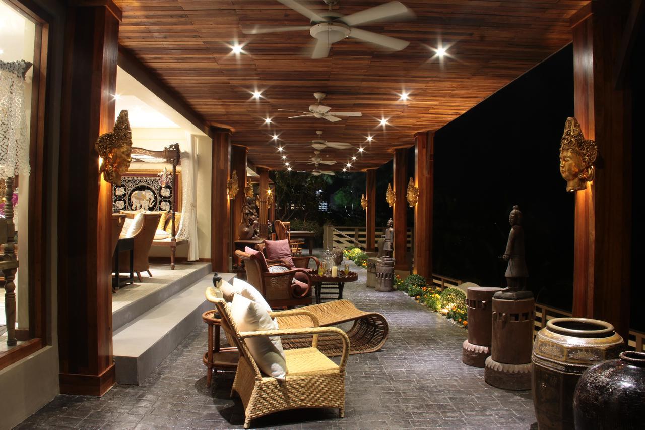The Oriental Luxury Suites Batangas Exterior photo