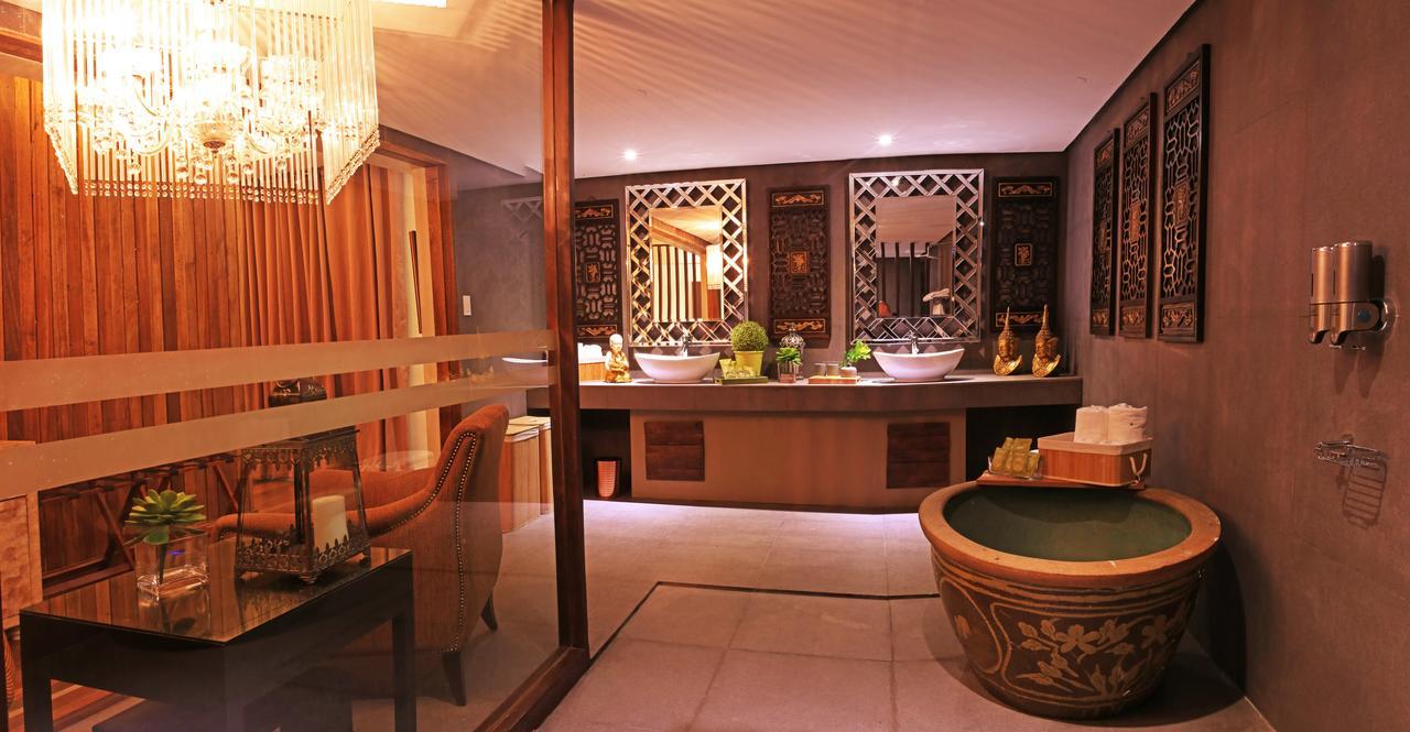 The Oriental Luxury Suites Batangas Room photo